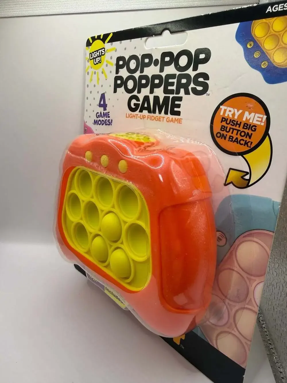Toy Planet Pop-Pop Poppers Game Light-Up Fidget Toy